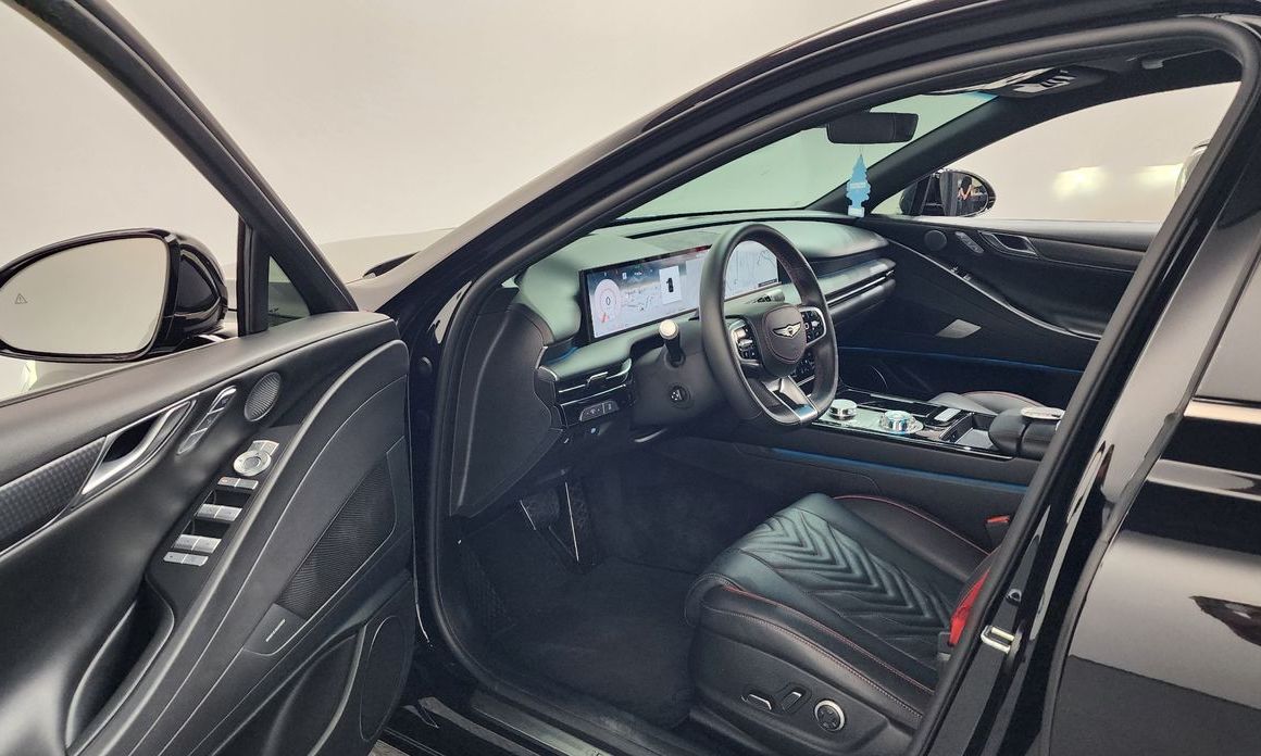Genesis G80 2025
