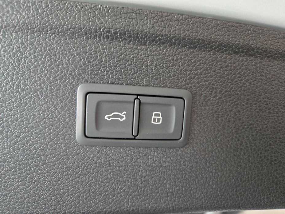 Audi SQ5 2022