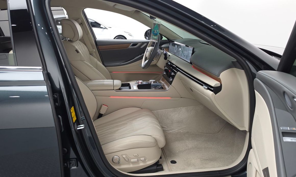 Genesis G80 2025