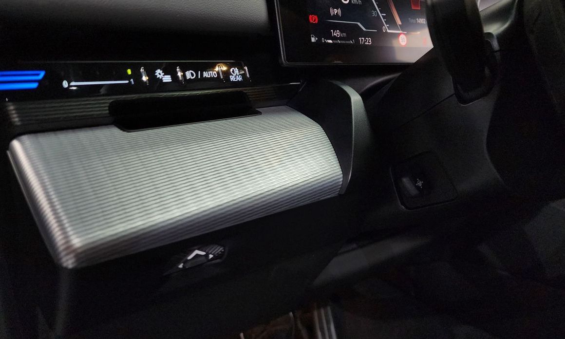 BMW 5-Series 2024