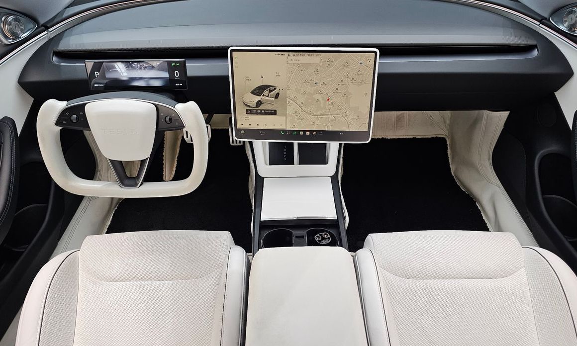 Tesla Model 3 2024