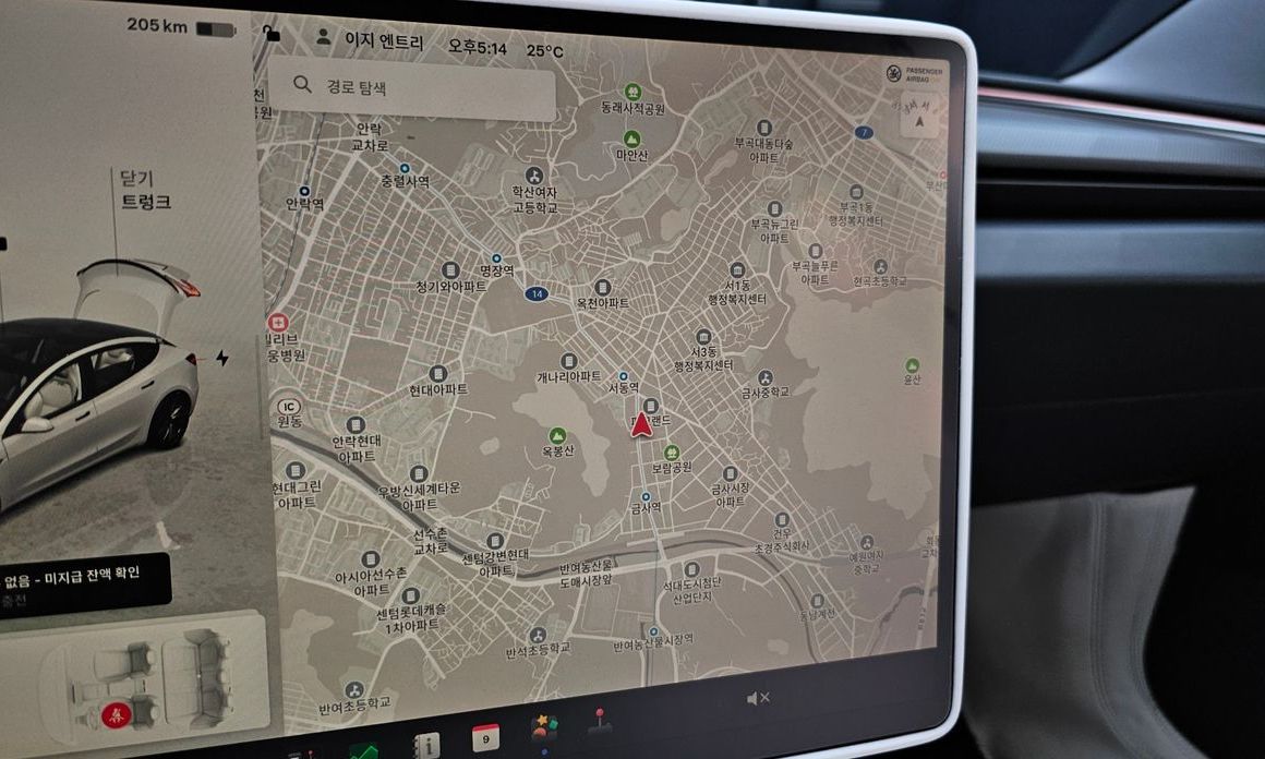 Tesla Model 3 2024