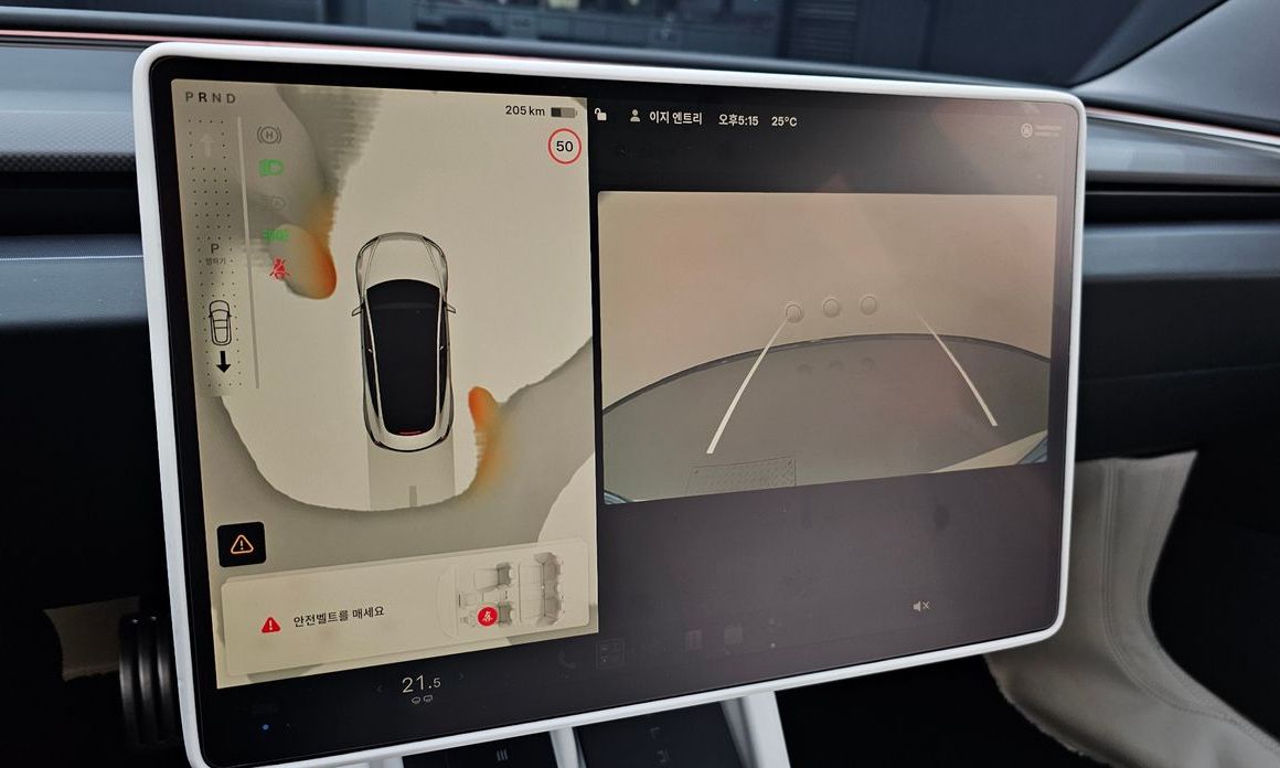 Tesla Model 3 2024
