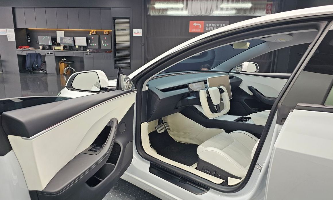Tesla Model 3 2024