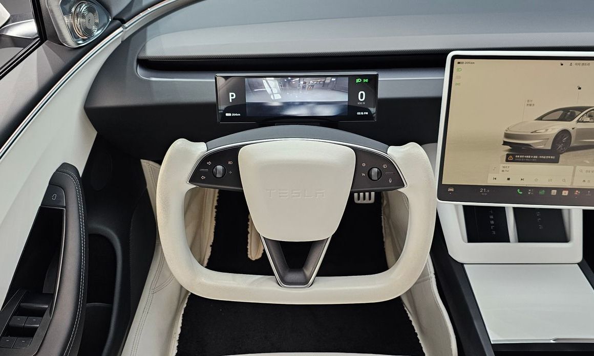 Tesla Model 3 2024