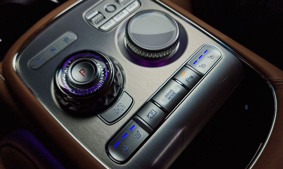 Genesis G90 2023