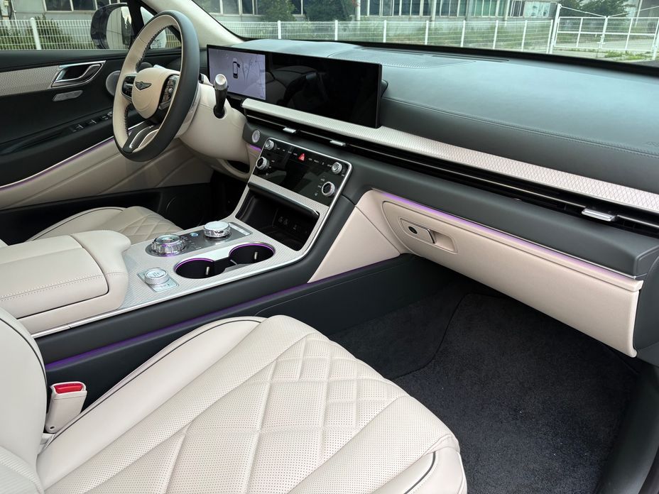 Genesis GV80 2025