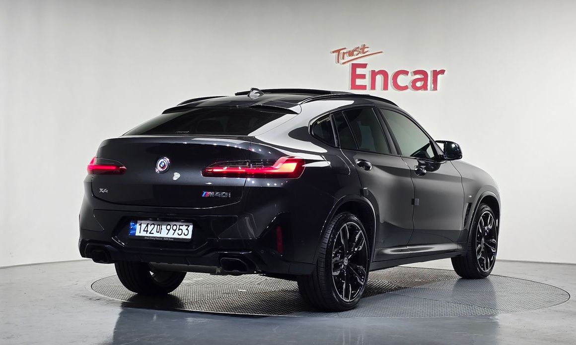 BMW X4 2023