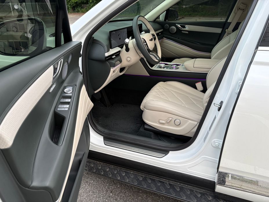Genesis GV80 2025