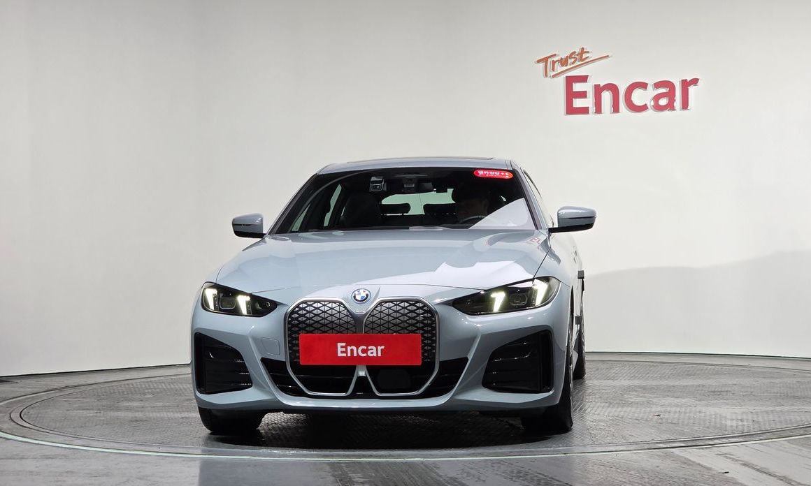 BMW i4 2025
