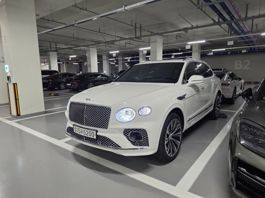 Bentley Bentayga 2022