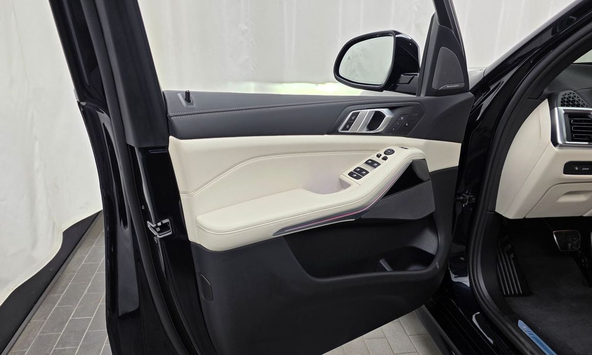 BMW X5 2025