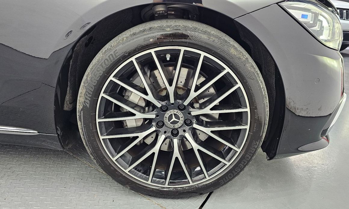 Mercedes-Benz S-Class 2024