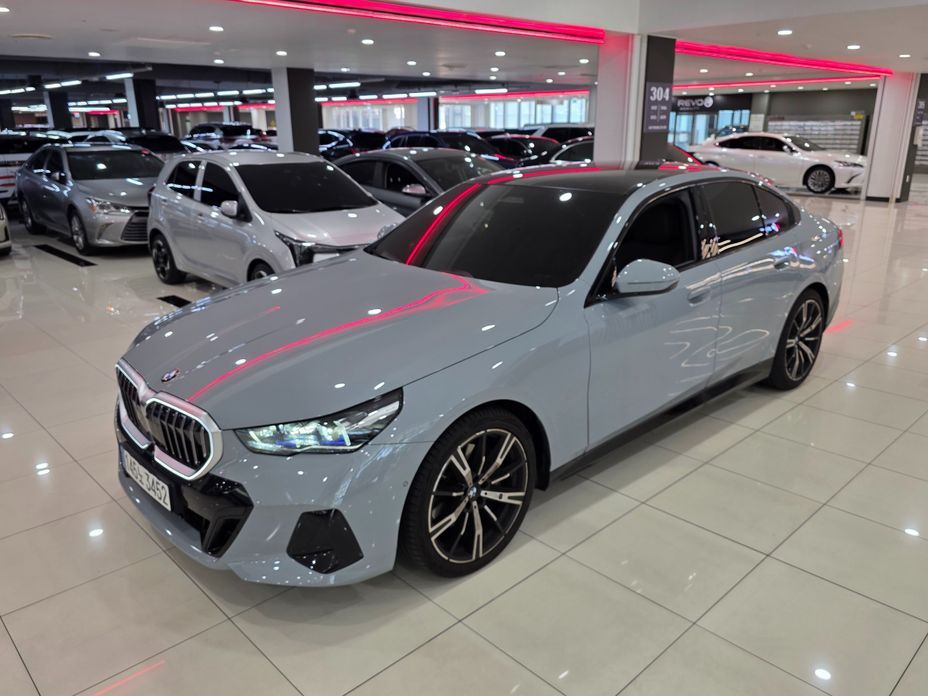 BMW 5-Series 2026