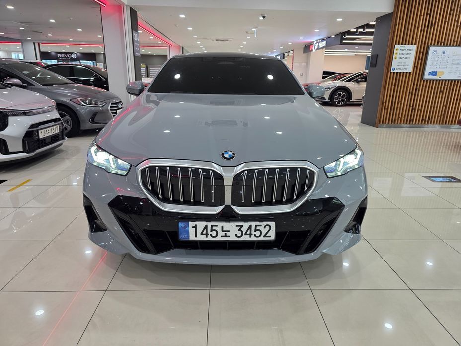BMW 5-Series 2026