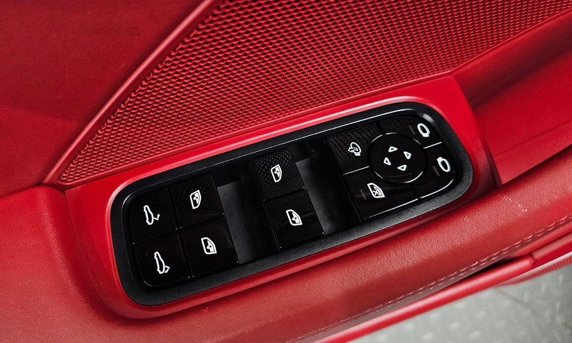 Porsche Panamera 2021