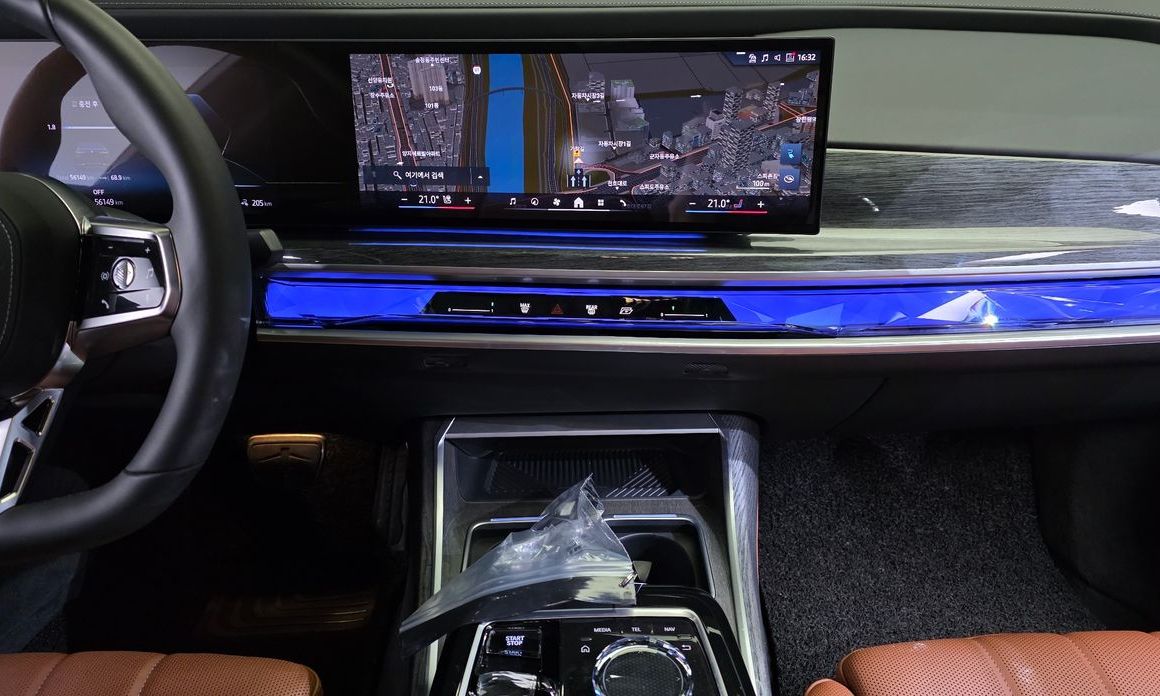 BMW i7 2024