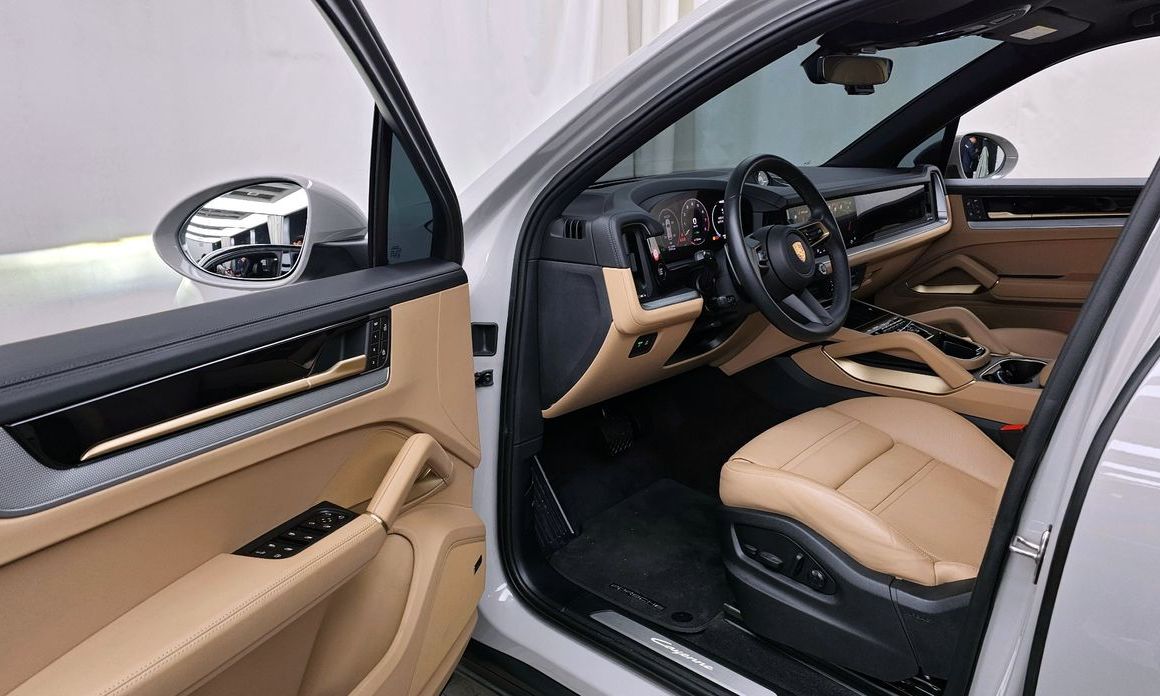 Porsche Cayenne 2024