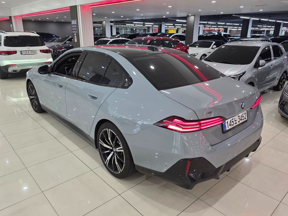 BMW 5-Series 2026