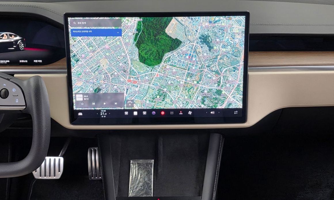 Tesla Model S 2023