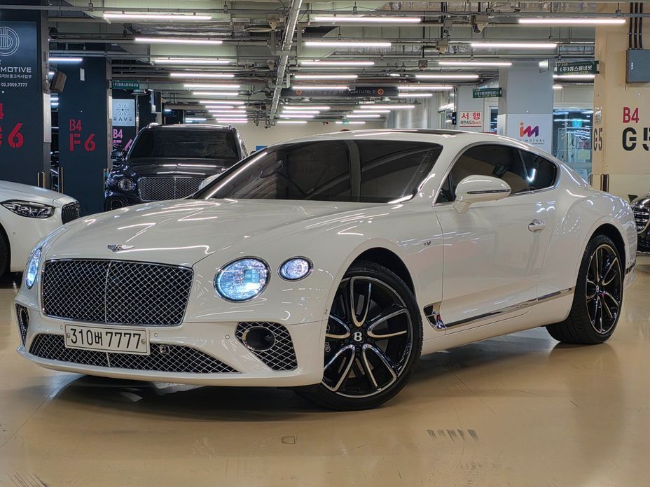Bentley Continental 2021