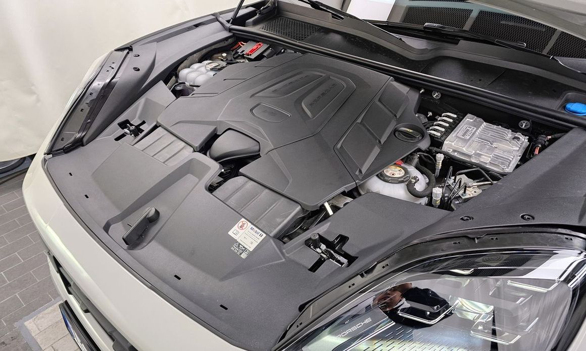 Porsche Cayenne 2024