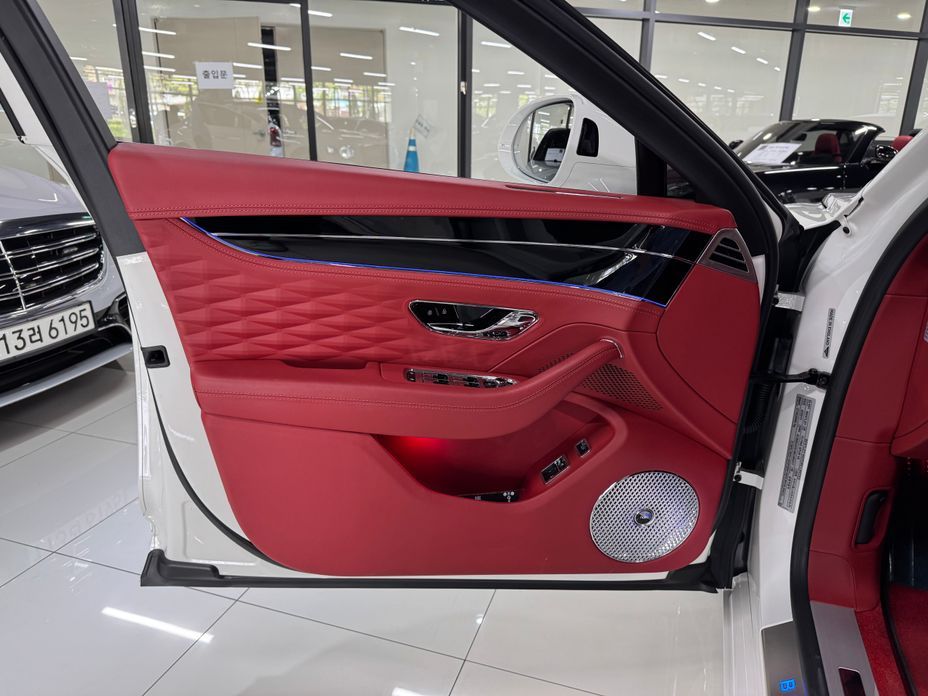 Bentley Flying Spur 2021