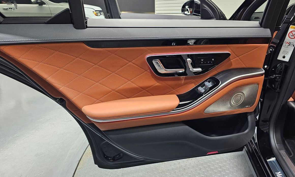 Mercedes-Benz S-Class 2024
