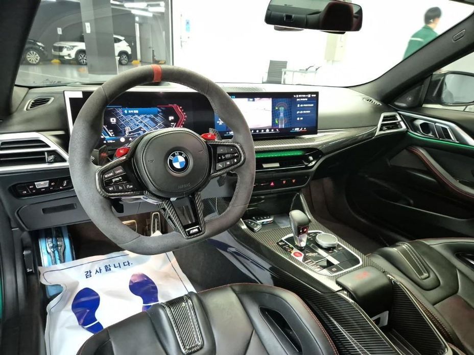 BMW M4 2025