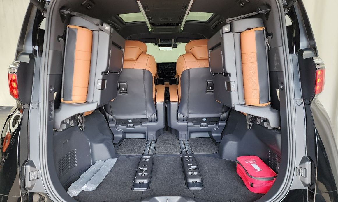 Toyota Alphard 2025