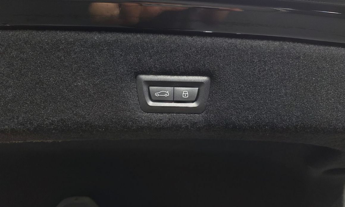BMW i7 2024