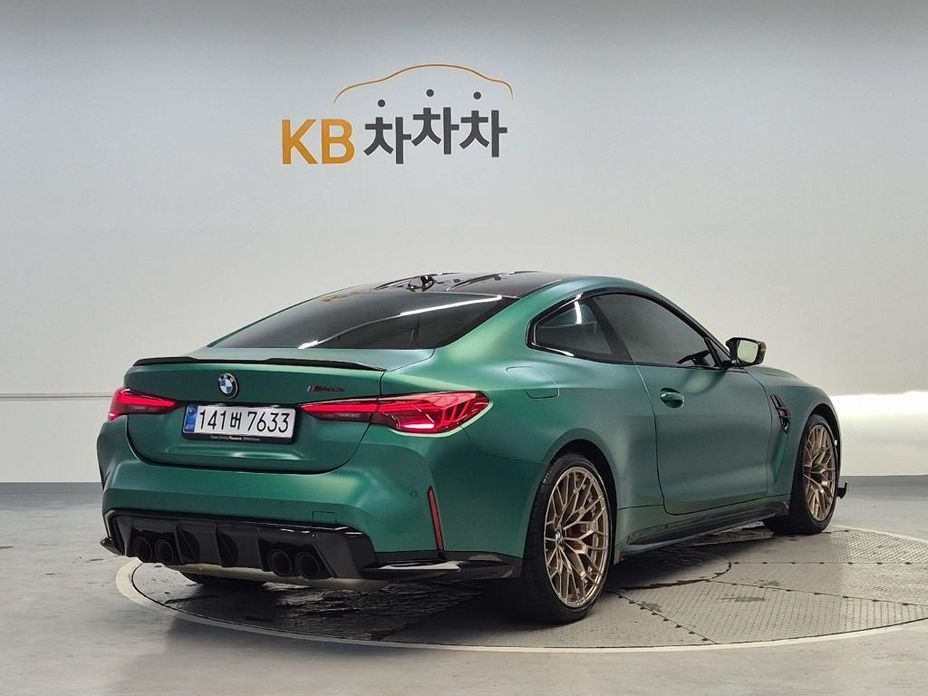 BMW M4 2025