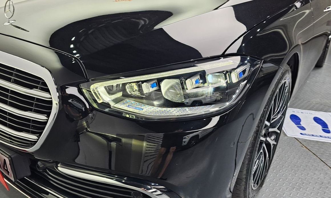 Mercedes-Benz S-Class 2024