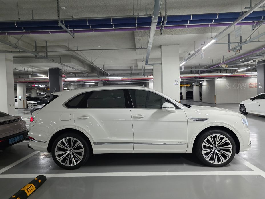 Bentley Bentayga 2022