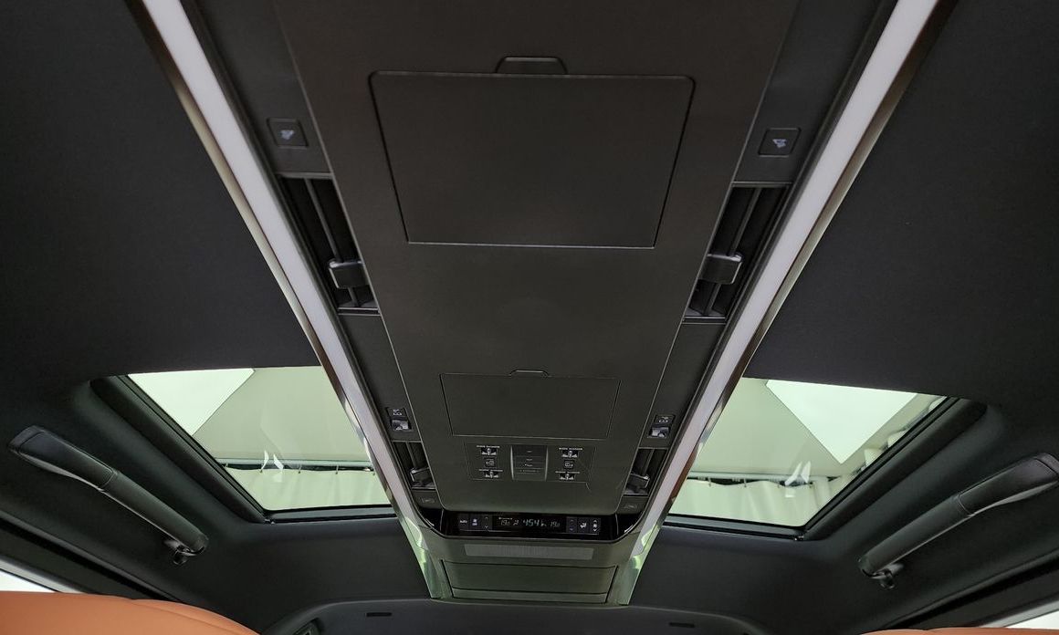 Toyota Alphard 2025