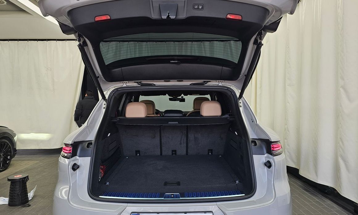 Porsche Cayenne 2024