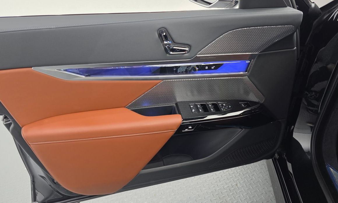 BMW i7 2024