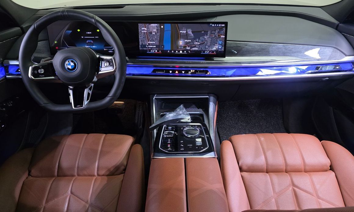 BMW i7 2024
