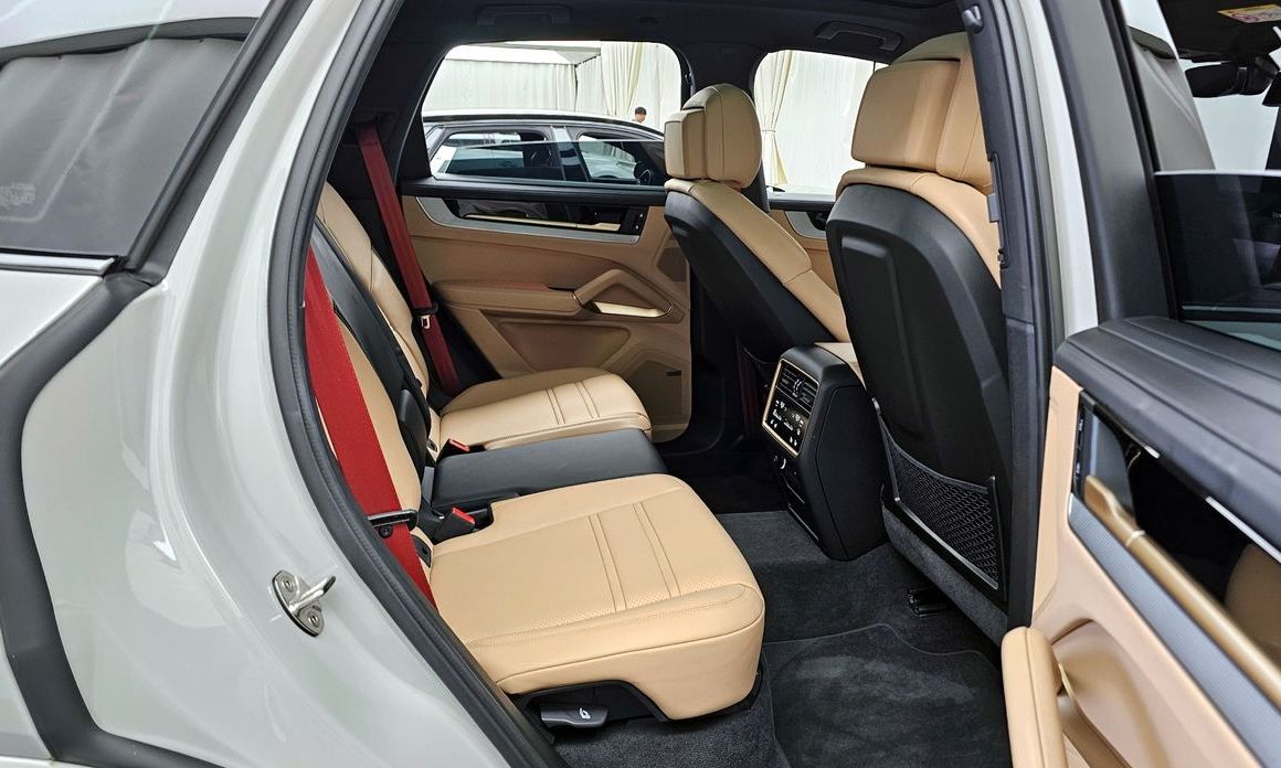 Porsche Cayenne 2024