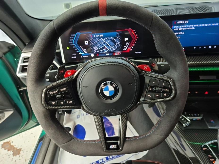 BMW M4 2025