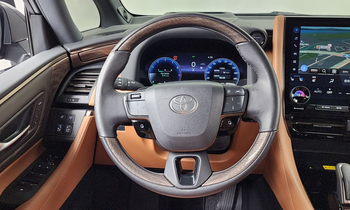 Toyota Alphard 2025