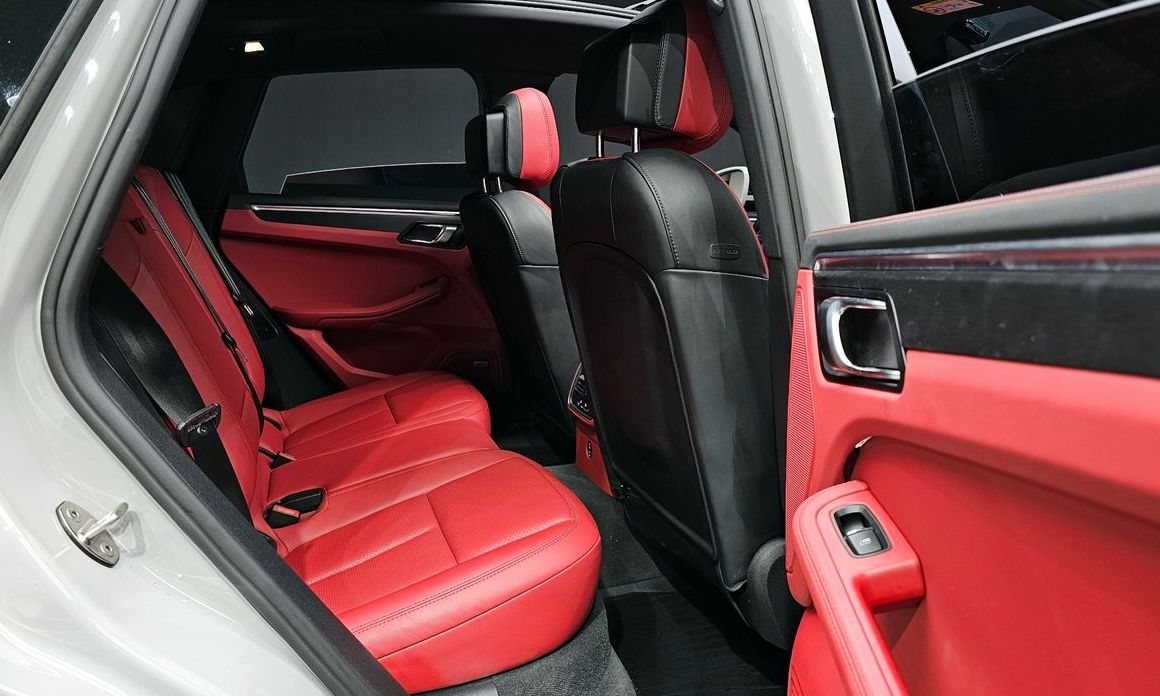 Porsche Macan 2021