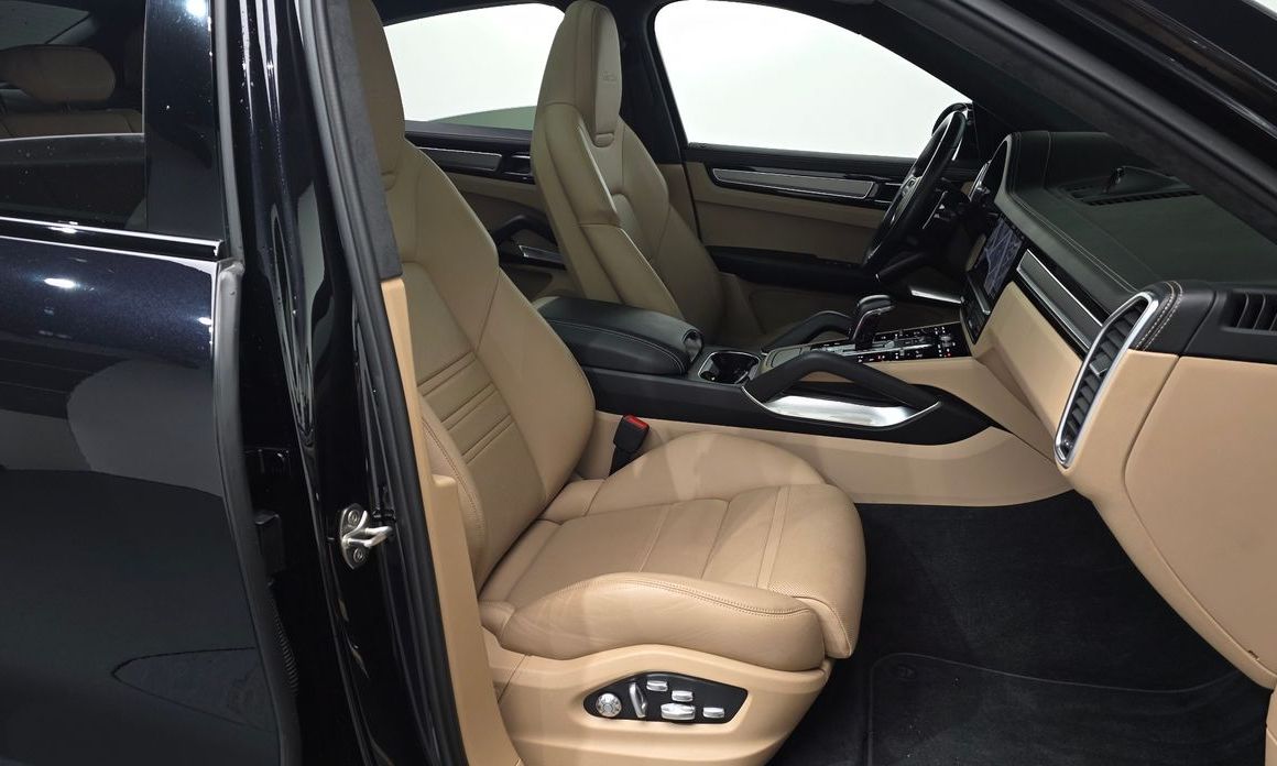 Porsche Cayenne 2020