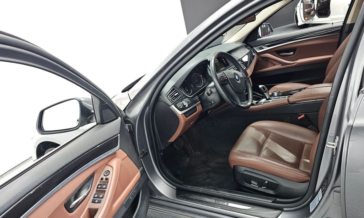 BMW 5-Series 2015