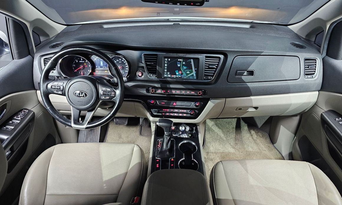 Kia Canival 2020