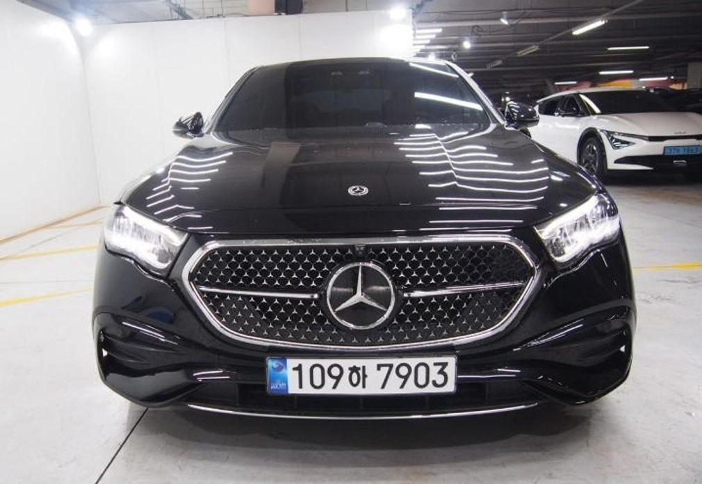 Mercedes-Benz E-Class 2026