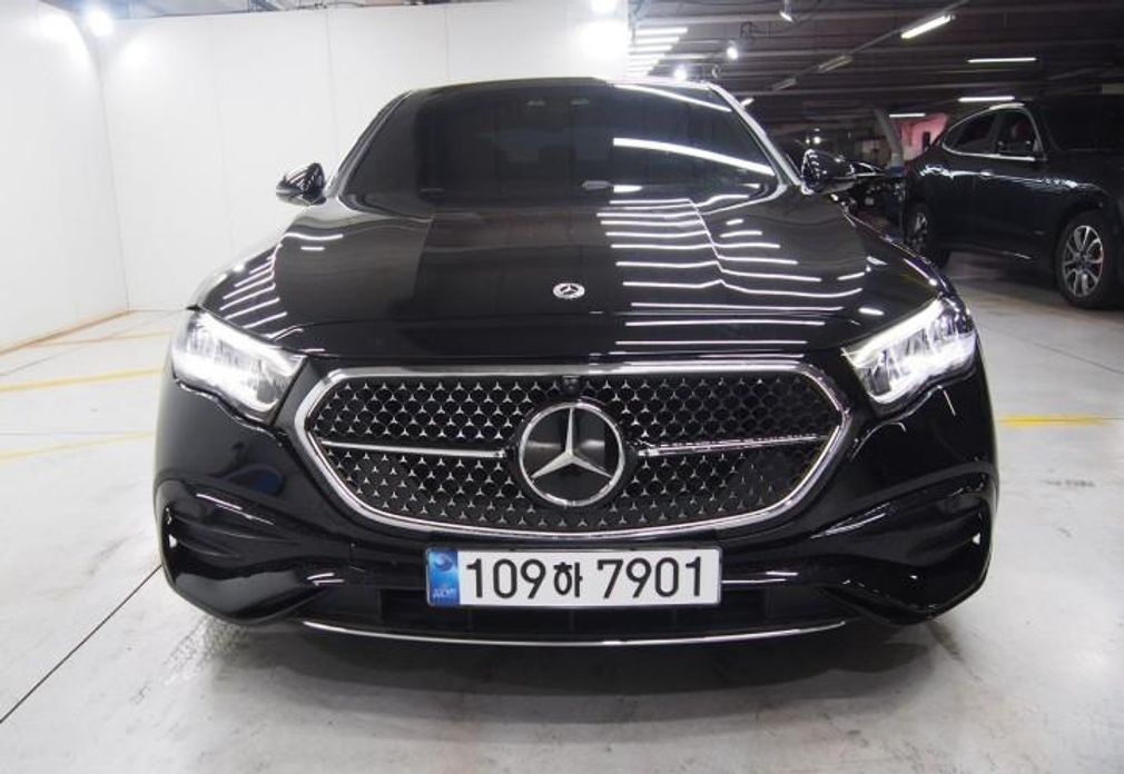 Mercedes-Benz E-Class 2026