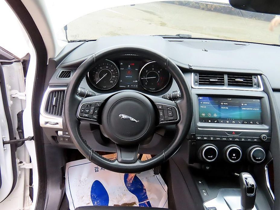 Jaguar E-PACE 2019