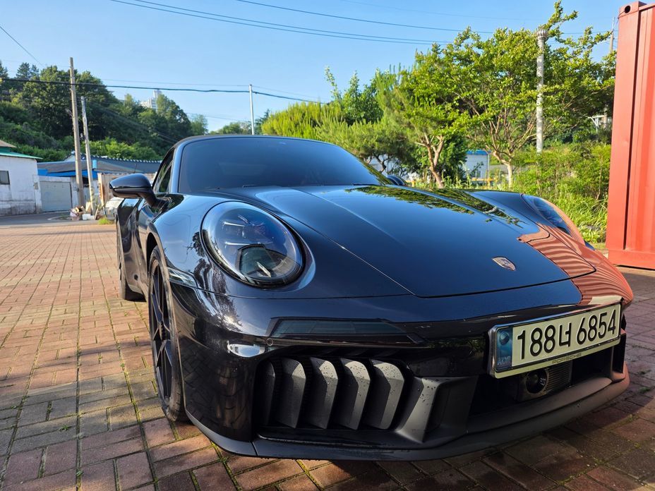 Porsche 911 2025