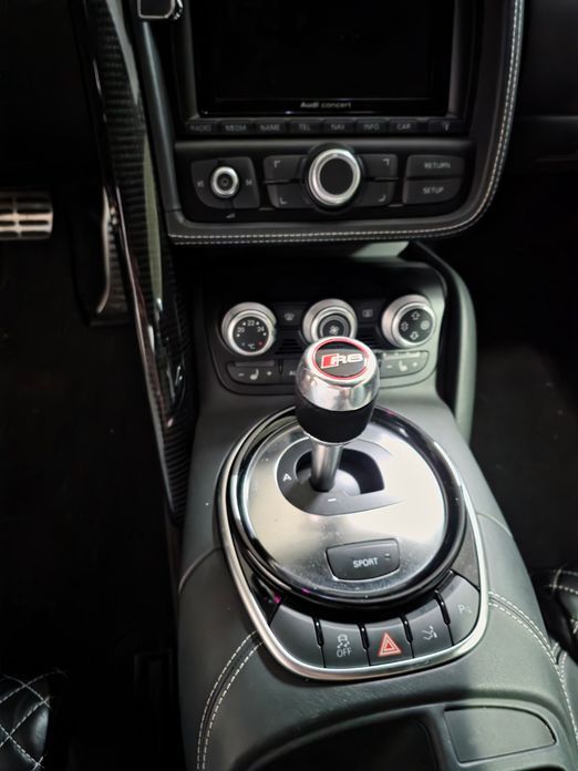 Audi R8 2015